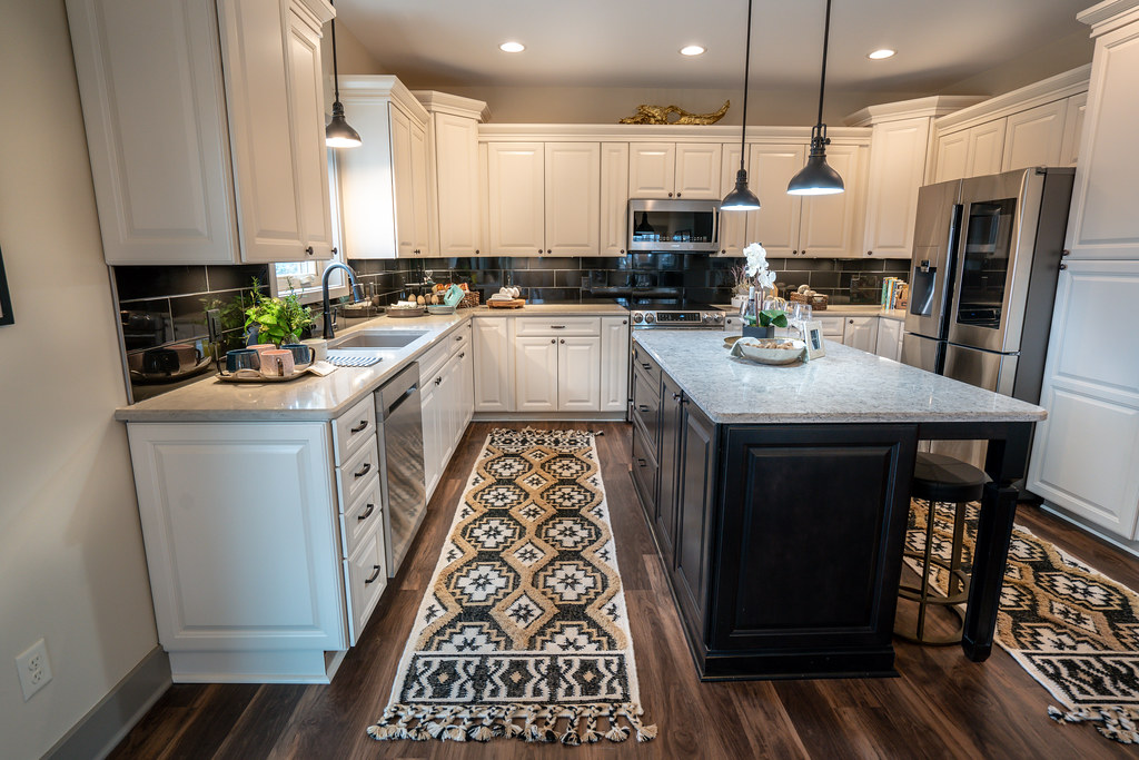 Kinston II Homestead at Hartland Model Center Wayne Homes