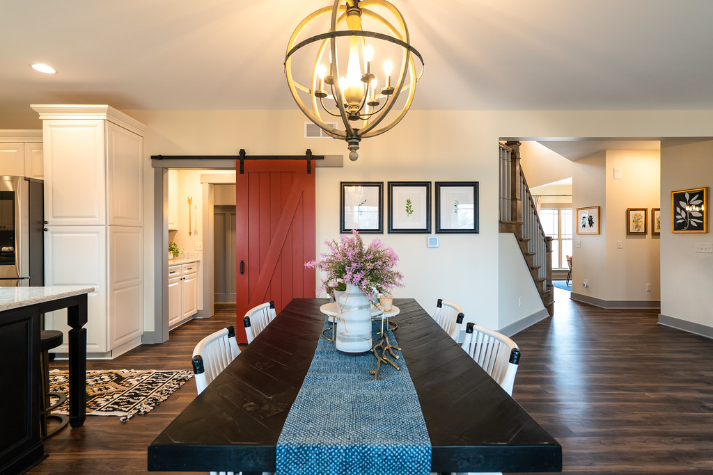 Kinston II Homestead at Hartland Model Center Wayne Homes