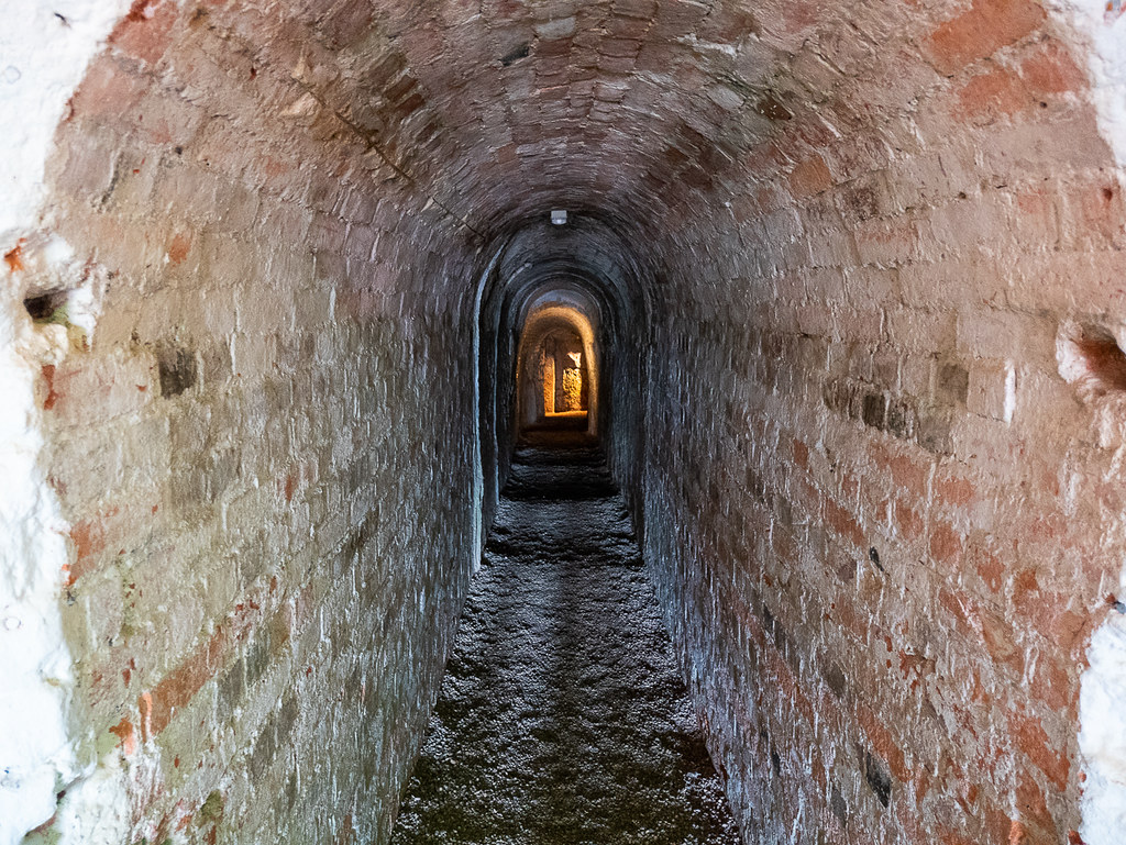 Hell Fire Caves High David Fletcher Flickr