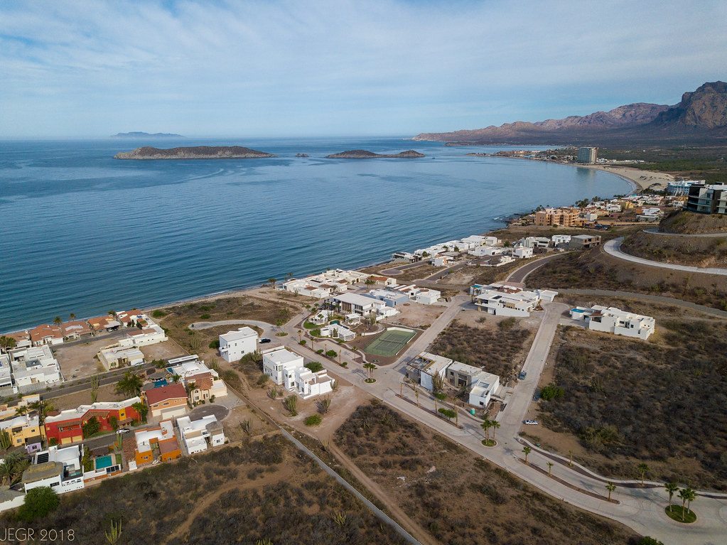 El Tomate Water Temperature Forecasts & current water temp