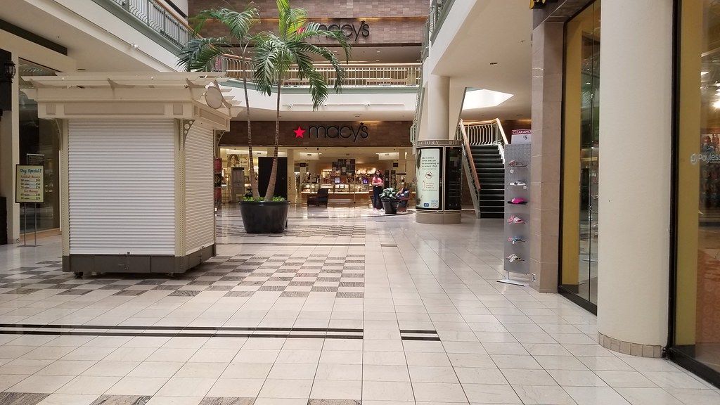 Rich's/Macy's Place Mall Duluth, GA July 2018 Flickr