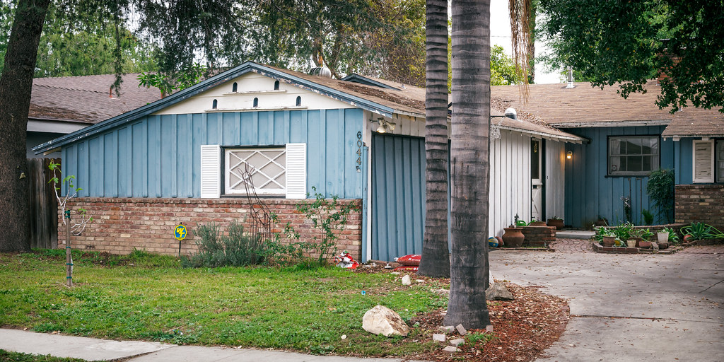 "Birdhouse" (1953), 6044 Alcove Ave, Los Angeles, CA, USA Flickr