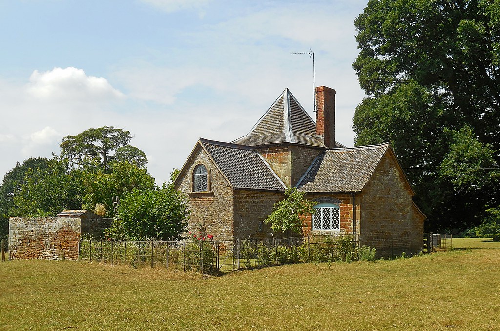 Canons AshbyGamekeeper's Cottage Saxon Sky Flickr