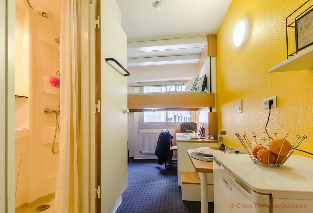 CrousToulouse_RésidenceArsenal_ch. 9 m2 lit haut01 Flickr