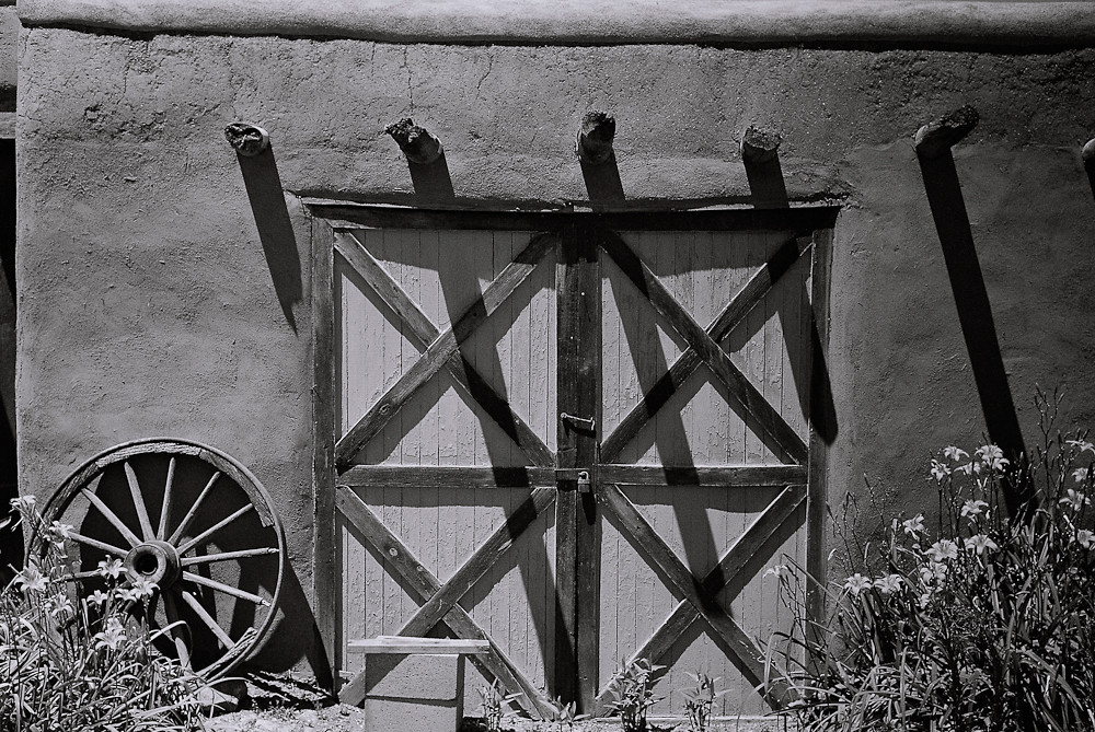 Blumenschein House Taos, N.M. Leica IIIc Leica Summaron 35… Steve