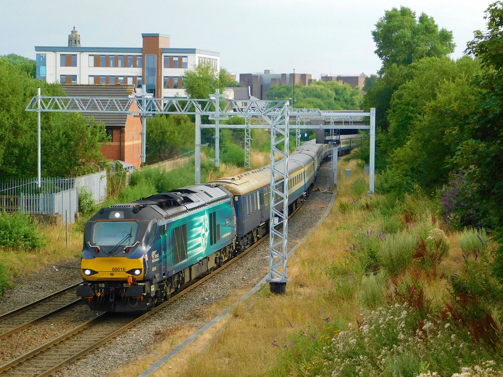 Fearless and Minerva at Ryecroft DRS Class 68, 68016 Fearl… Flickr