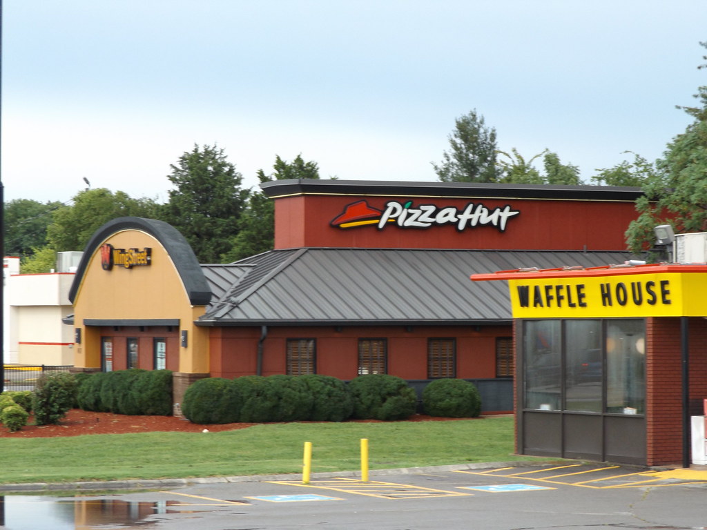 Pizza Hut 23423 Lebanon, TN Pizza Hut 23423 817 S Cumber… Flickr