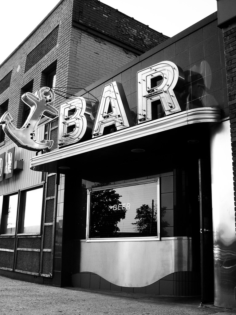 Anchor Bar Anchor Bar Grand Rapids Michigan View On Blac… Matt