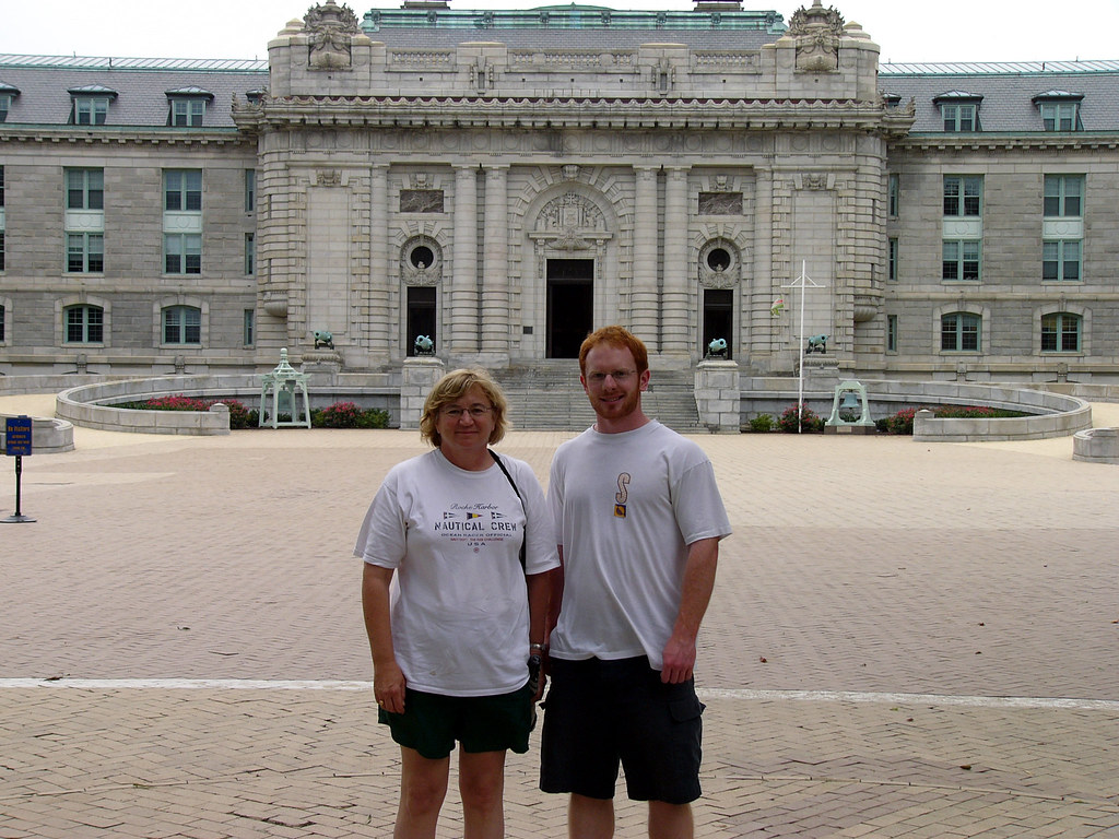 In Front of Bancroft Hall Largest dormitory in the world..… Flickr