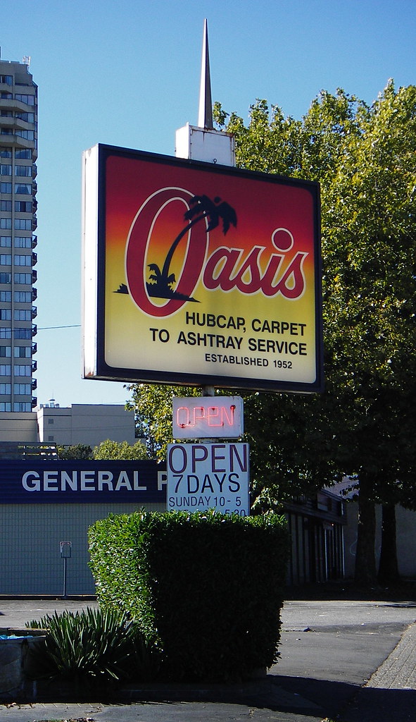 Oasis Car Wash Car wash in Burnaby, BC. Mike W. Flickr
