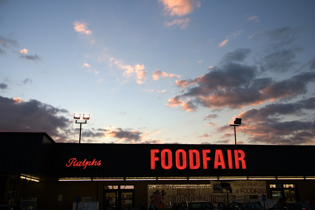 Ralphs FOODFAIR Couldn't resist this shot in Grayson, Kent… Flickr