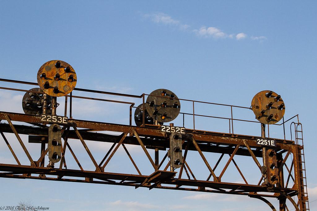 NS signals 225 Tipton, PA 592018. Signal Study. A closer… Flickr