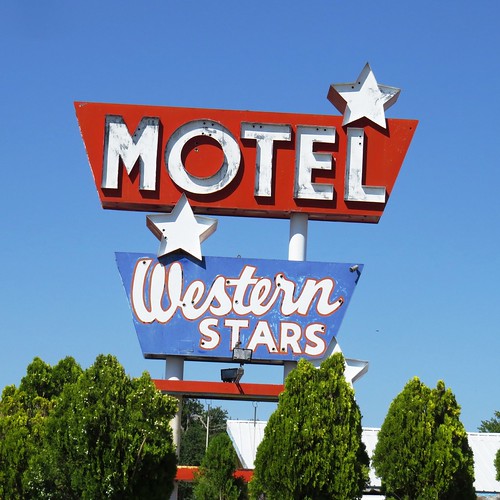 Nara Visa, New Mexico . Thom Karmik Flickr