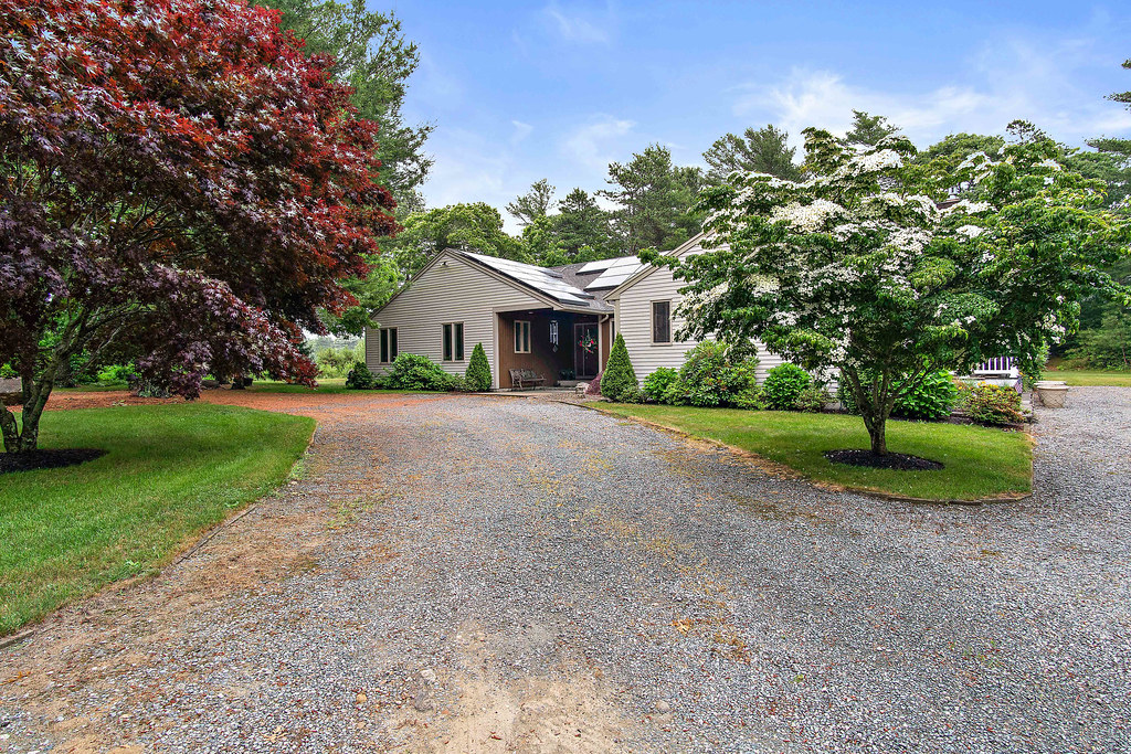 63 Great Neck Road JPEGS02.jpg Thomas McMahon Flickr