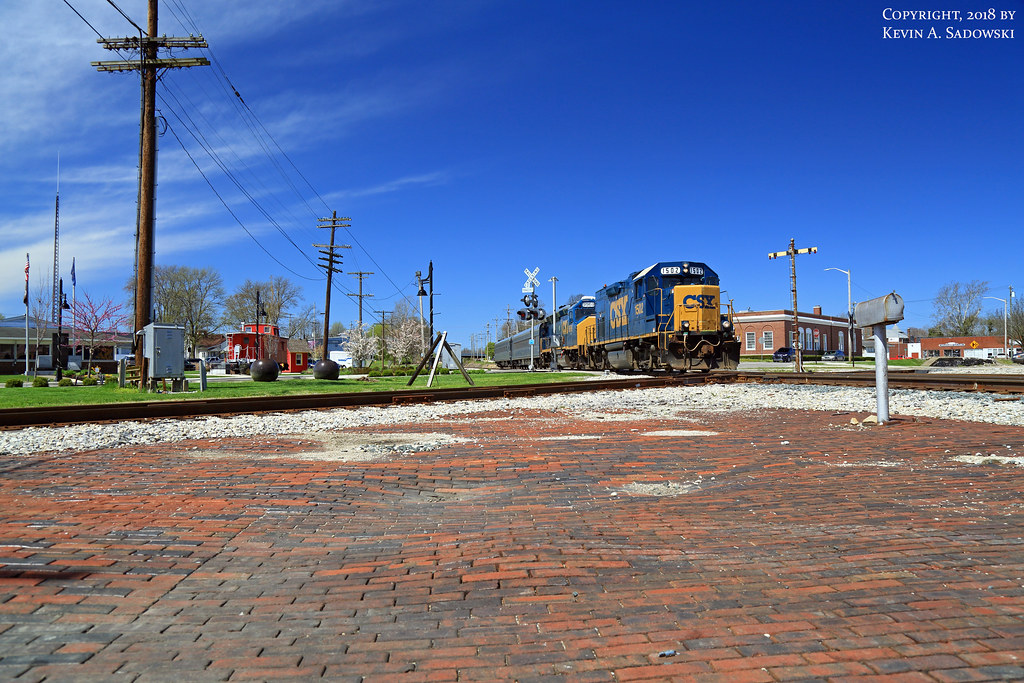 North Vernon, Indiana Eastbound CSX track geometry train p… Flickr