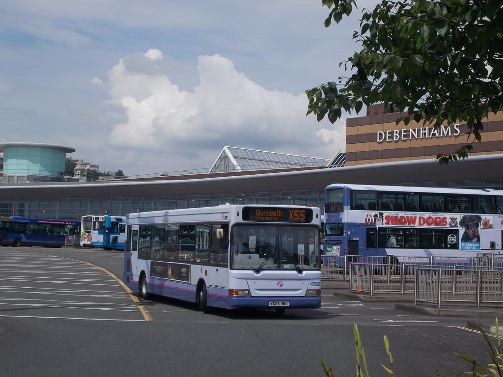 42956 WX06OMO Swansea city bus station 31 May 2018 Flickr