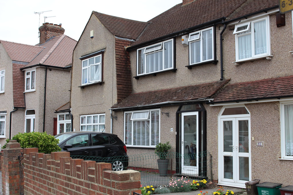 Amberley Road,2 My mum used to live here before she marrie… John