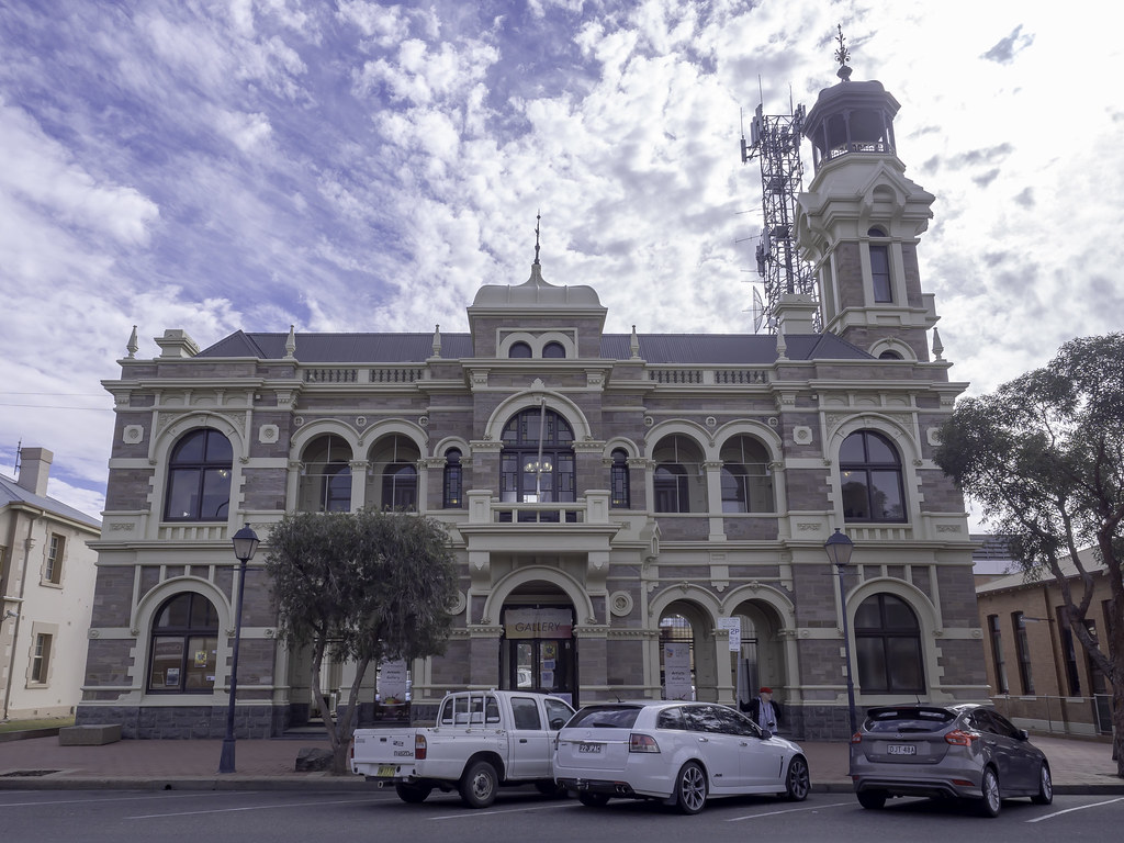 Former Town Hall built 1891 Broken Hill NSW see belo… Flickr