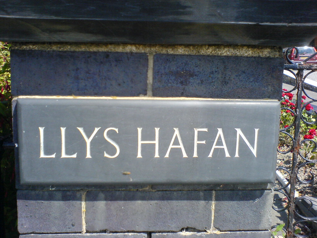 Llys Hafan Ffordd Llanbadarn, Aberystwyth. Nic Dafis Flickr