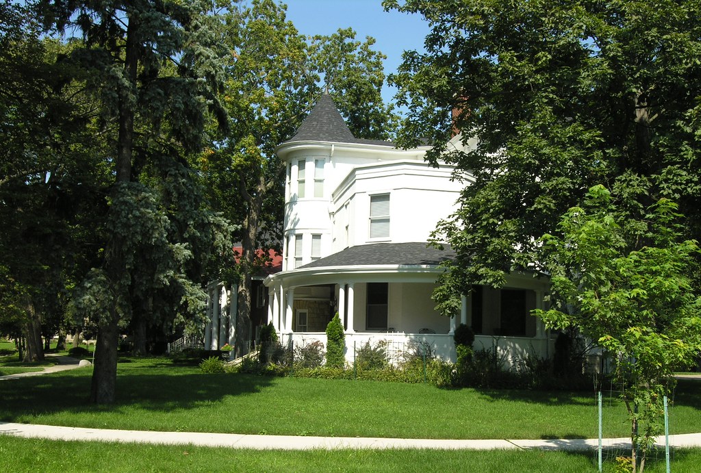 Corner of N McClellan Ave & N Lundy Ave YoChicago Flickr