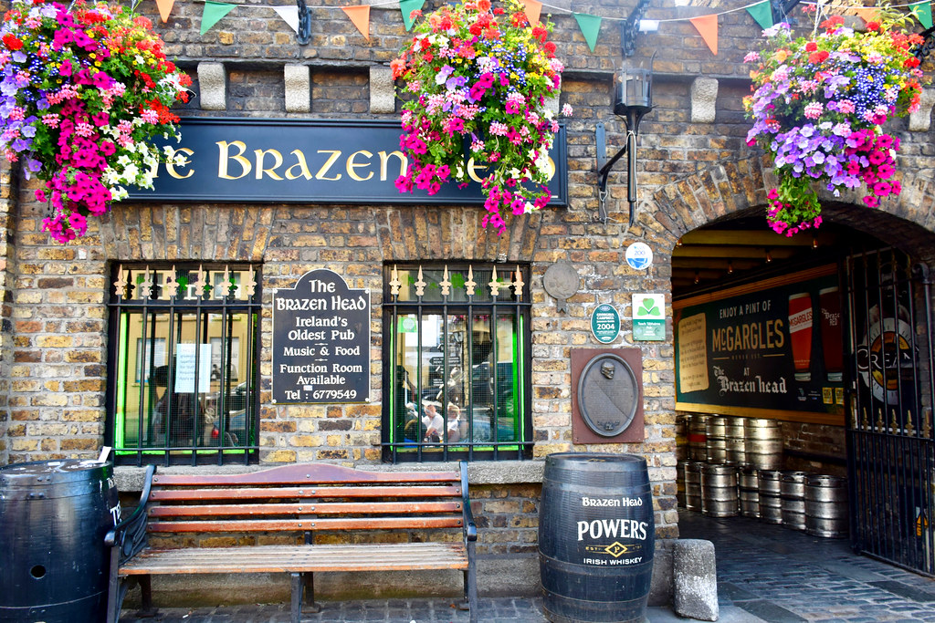 The Brazen Head The Brazen Head is Ireland's oldest pub JeanPierre