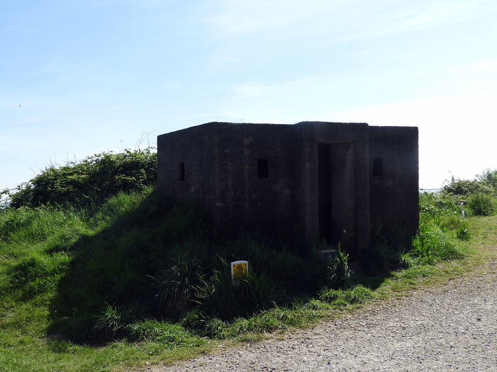 Pill Box guarding Barrow Docks Reading Tom Flickr