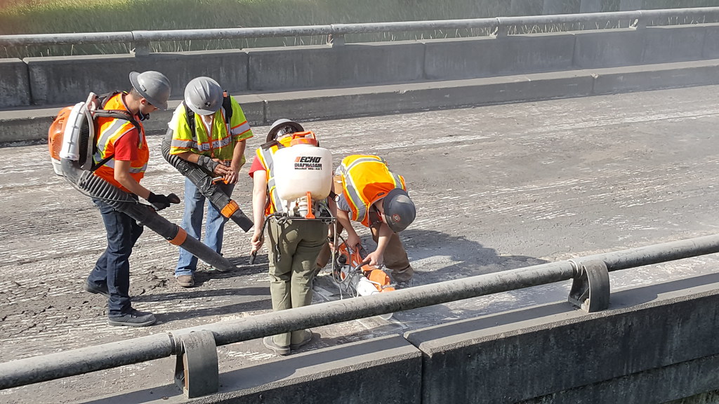 US 2 Paving Expansion joint work This picture shows a wor… Flickr