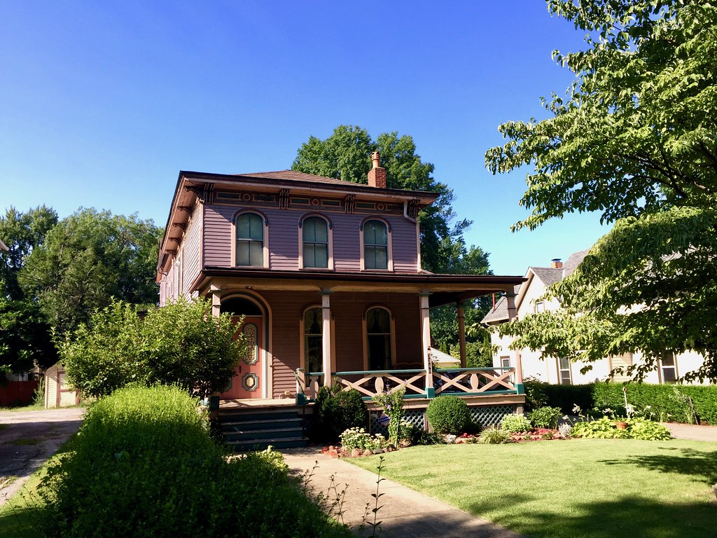 Archwood Avenue, Brooklyn Centre, Cleveland, OH Warren LeMay Flickr