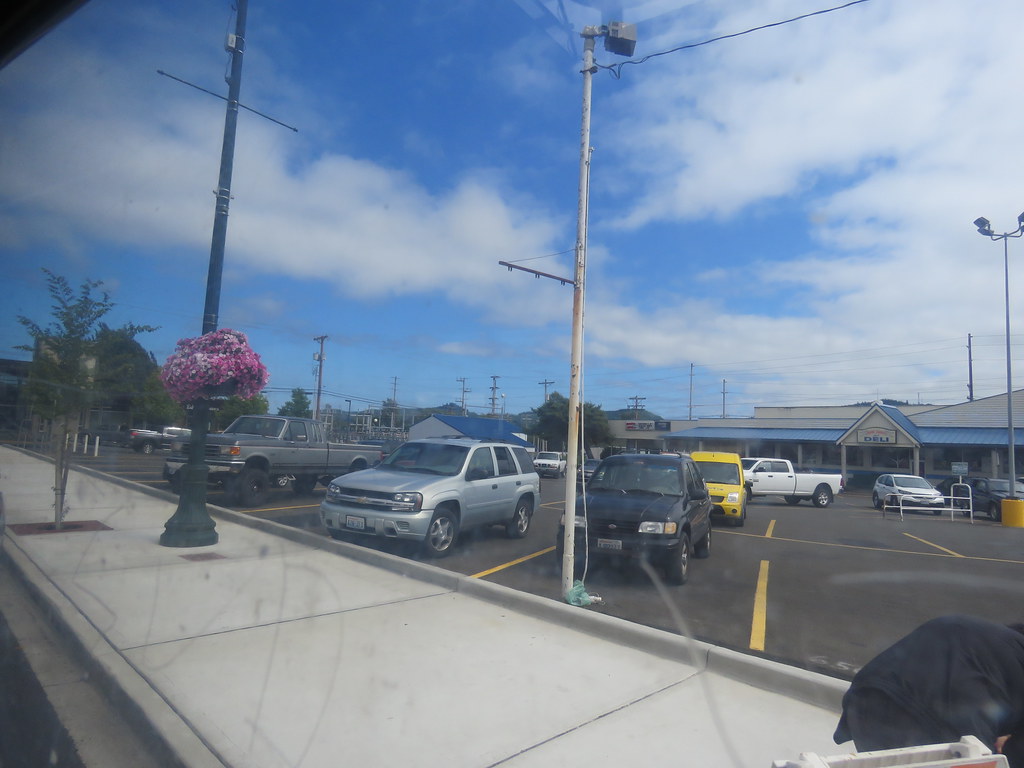 IMG_7761 Montesano Shopping Center Andy Nystrom Flickr