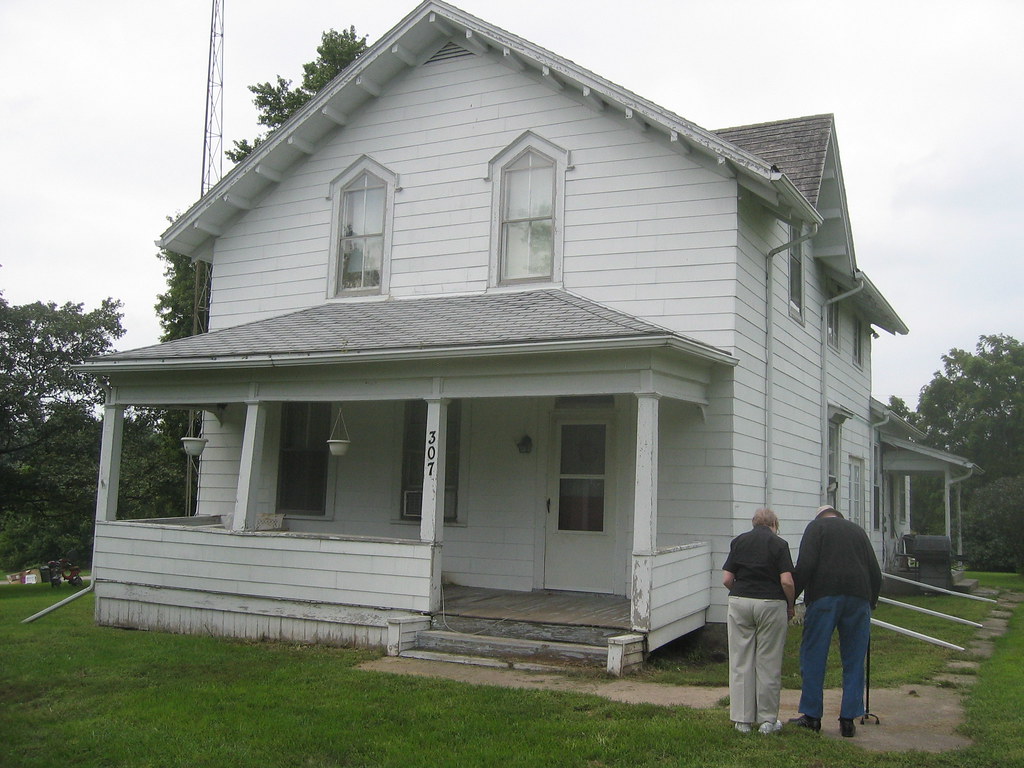 The old Finch house in Iroquois, IL Bryan Kennedy Flickr