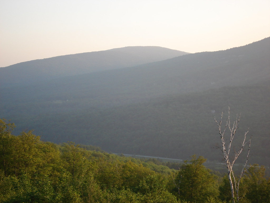 Okemo Valley Lakes Region sets just out of view Flickr