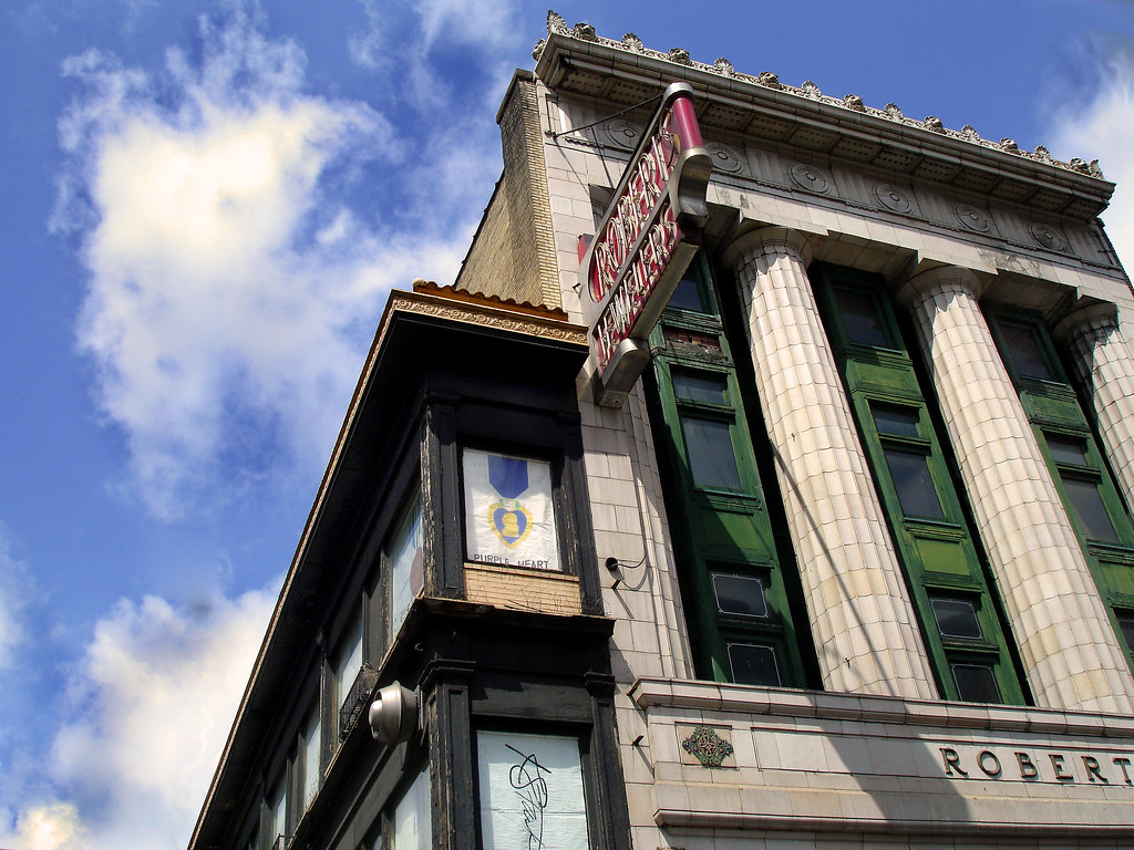 Roberts Jewelers More of downtown Pittsburgh. It's a mirac… Flickr