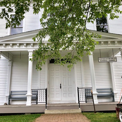 Entryway of Historic Arenac County Courthouse in Omer, Mic… Flickr