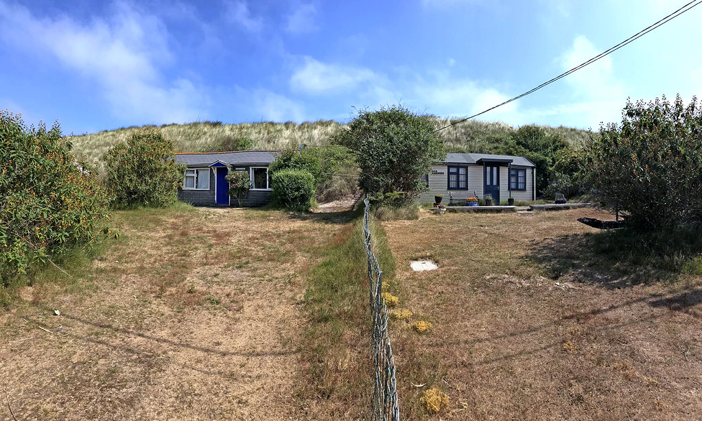 Chalets, WintertononSea, Norfolk, England, 2018 Chalets,… Flickr