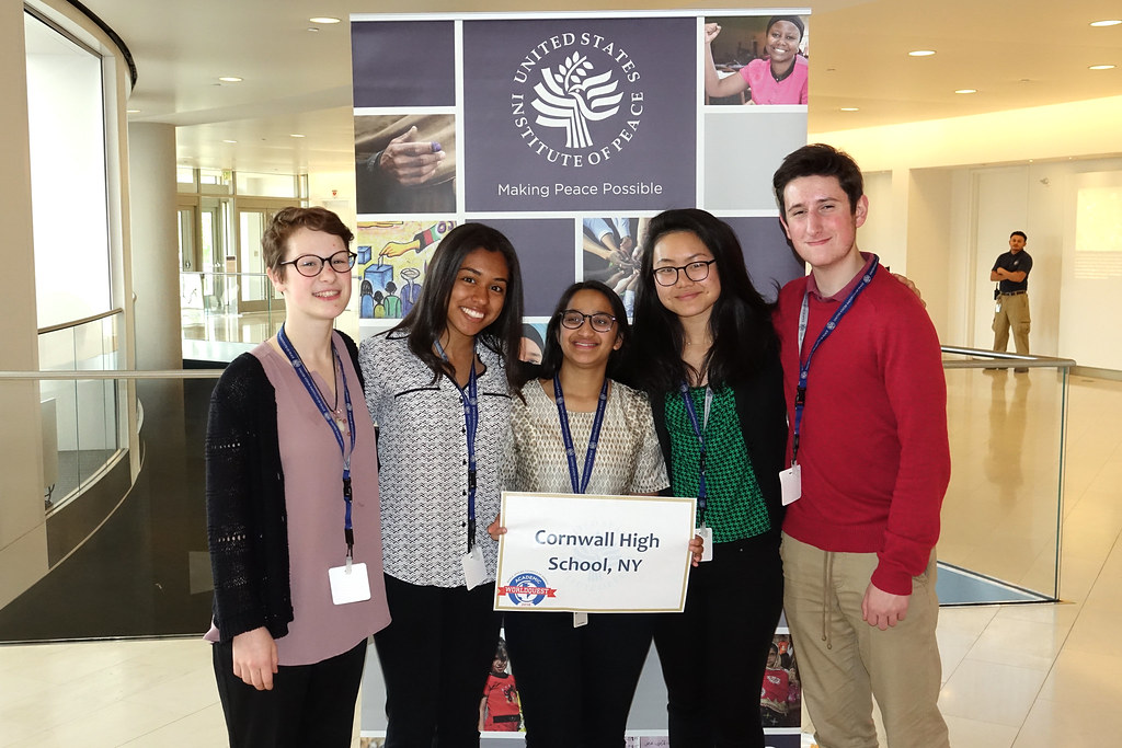 Cornwall High School, NY Academic WorldQuest Teams at USIP… Flickr