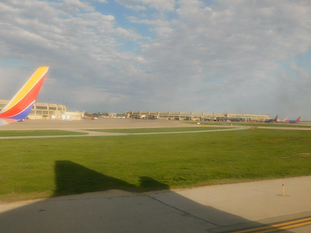 MCI Airport Leaving Kansas City back to Atlanta Jimmy Emerson, DVM