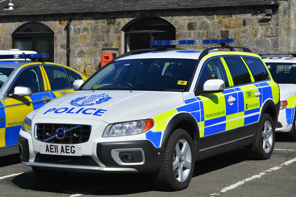 AE11 AEG Police Scotland Volvo XC70 D5 Driver Training Car… Flickr