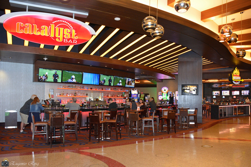 Catalyst Bar at LINQ Hotel & Casino. Las Vegas If you're c… Flickr