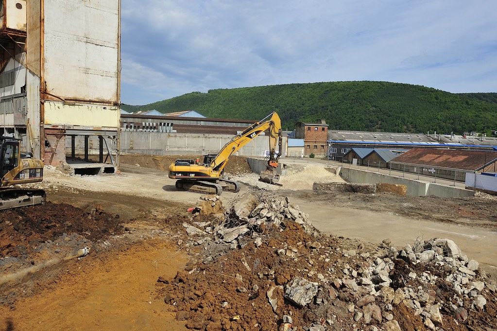 Démantèlement de l'usine Porcher Revins (08) Revin (08) … Flickr