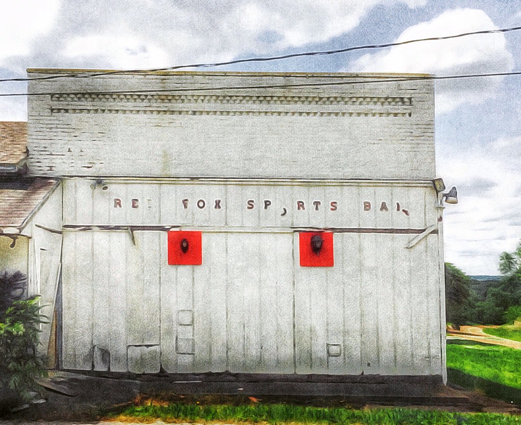 OSAWATOMIE, KANSAS RED FOX Sports Bar Bob Travaglione Flickr