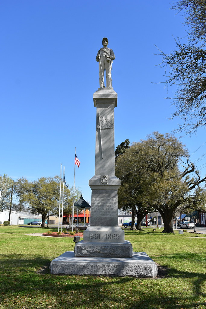 MADISON PARISH CONFEDERATE MEMORIAL The Madison Parish Con… Flickr