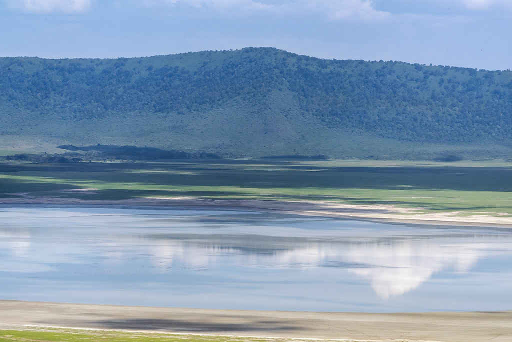 Lake Magadi alkaline lake Lake Madagi is the largest lake … Flickr