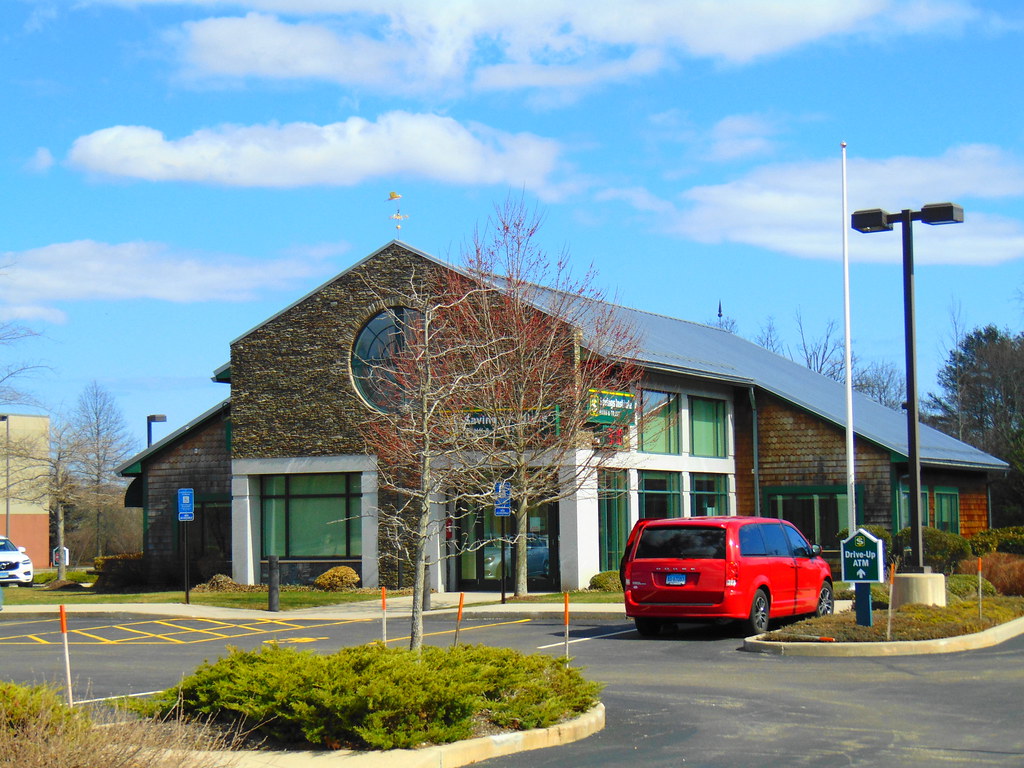 Savings Institute Bank (Stonington, Connecticut) JJBers Flickr