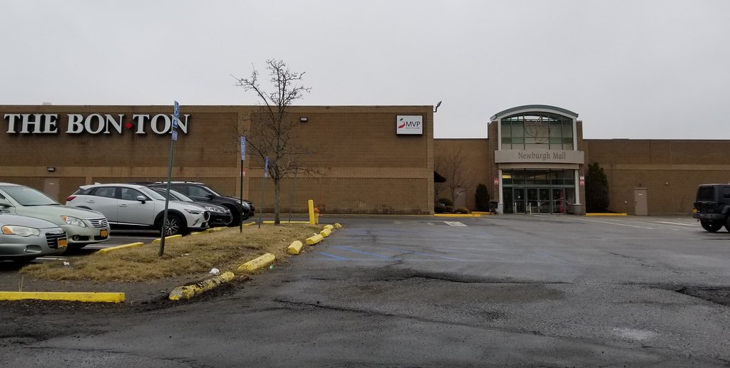 Bon Ton Newburgh Mall Newburgh, NY March 2018 Mike Kalasnik Flickr