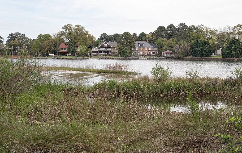 Lockhaven Lochaven neighborhood in Norfolk, VA, seen from … Flickr
