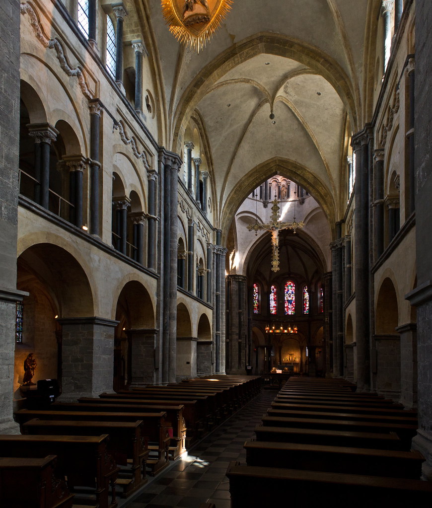 Roermond Munsterkerk Munsterkerk aan het Munsterplein in… Flickr