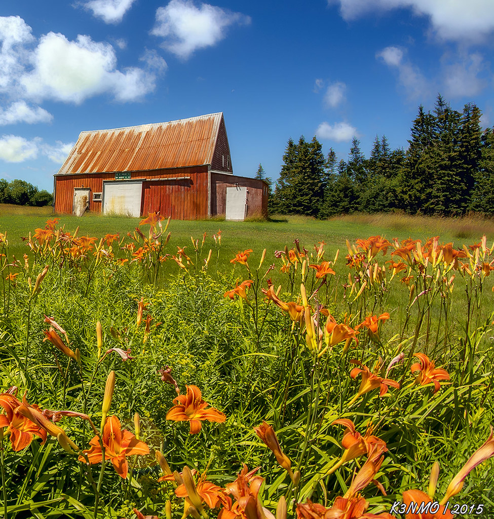 Old Barn in Cape Breton An old barn and farm in Cape Breto… Flickr