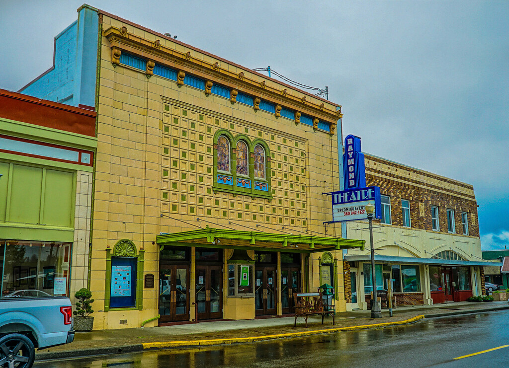 Restored Raymond TheatreDSC08752Raymond, WA Raymond's … Flickr