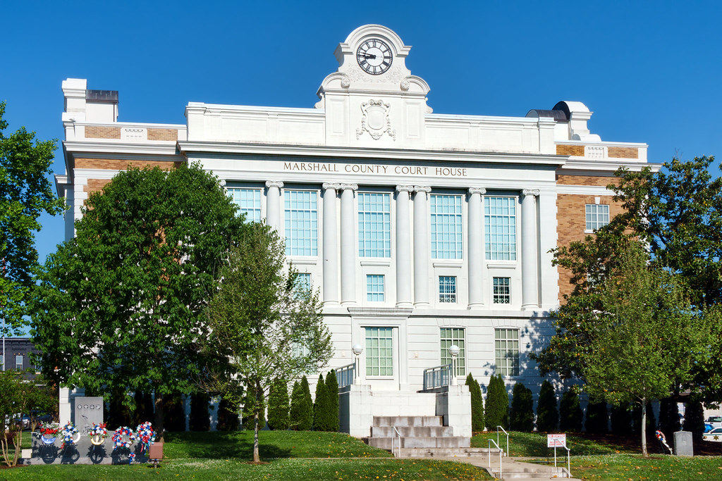 Marshall County Court House Lewisburg, Tennessee Richard Melton