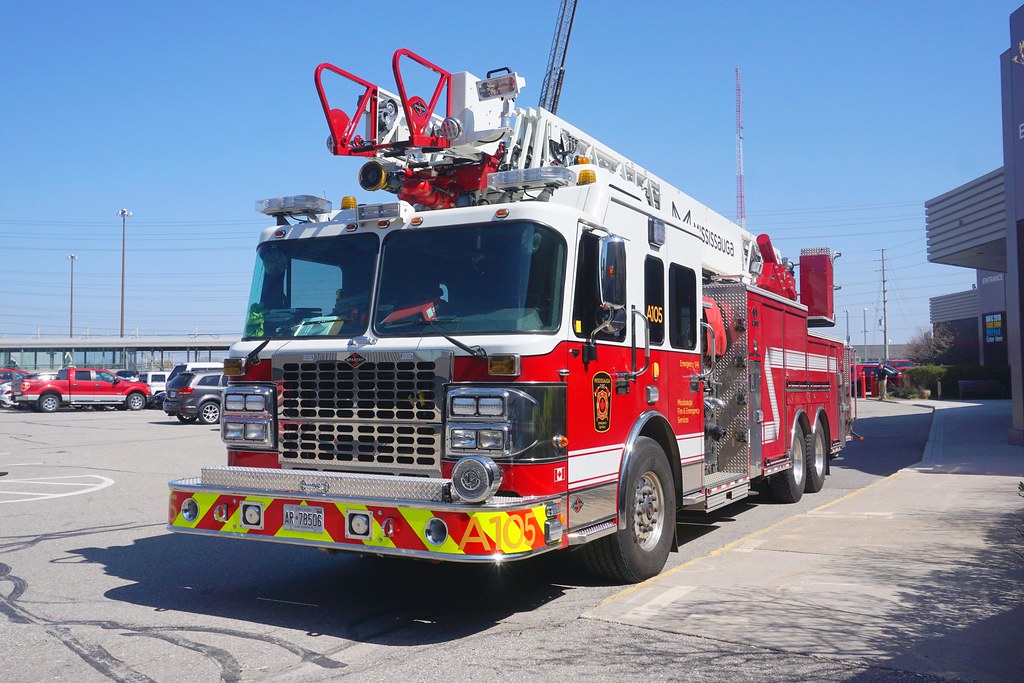 Mississauga Fire & Emergency Services A105 (1) (2016 Spart… Flickr